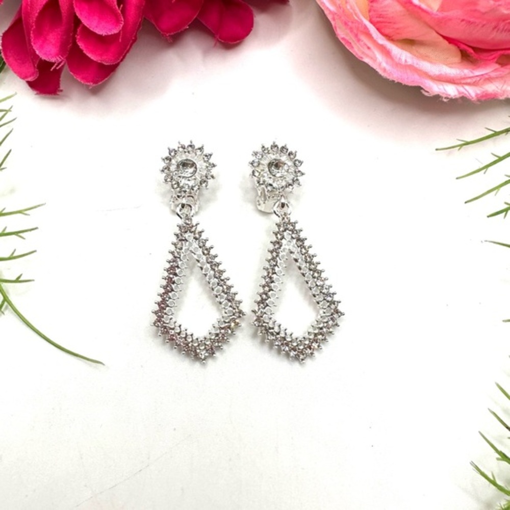 NEW⚜️Classy Abstract Crystal Drop Clip Earrings